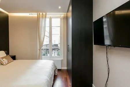 Charmant Studio Neuf Proche Des Invalides Appartement