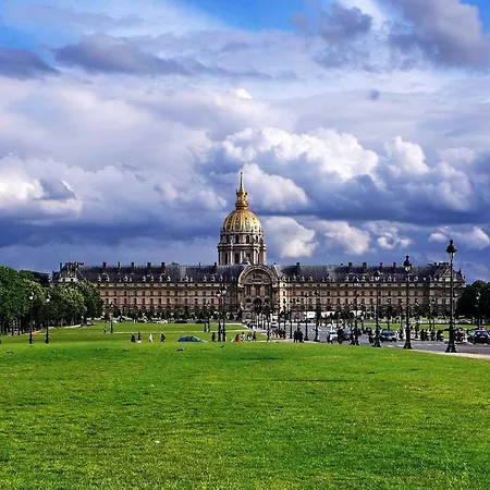Appartement Charmant Studio Neuf Proche Des Invalides *